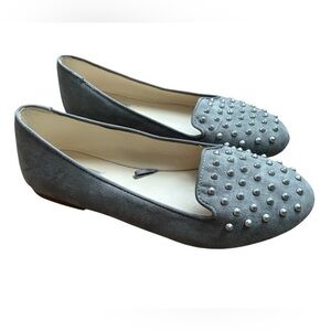 Zara girls grey faux suede with studs flats size 35 or 4 - 4.5 US